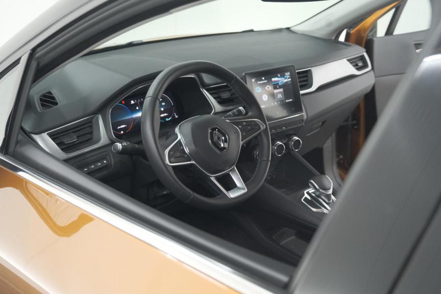 Renault Captur 1.6 E-Tech Plug-in Hybrid 160 Intens | Allseason Banden | Parkeersensoren