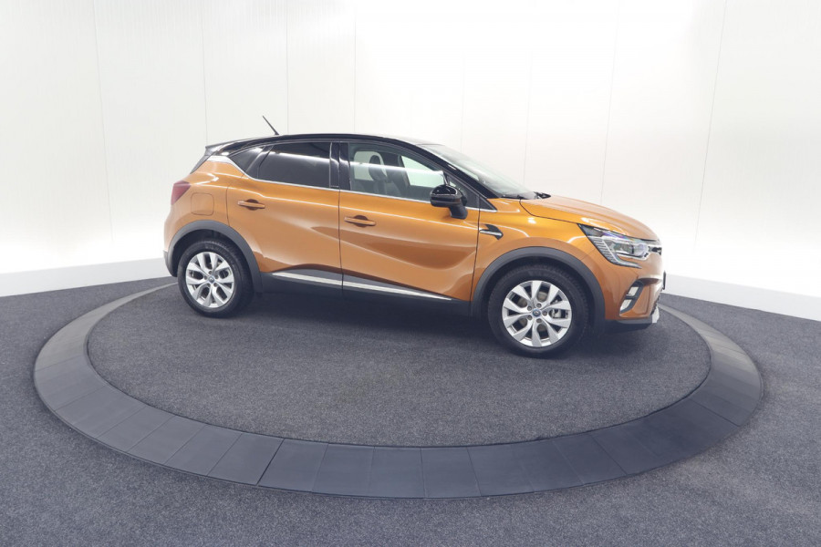 Renault Captur 1.6 E-Tech Plug-in Hybrid 160 Intens | Allseason Banden | Parkeersensoren