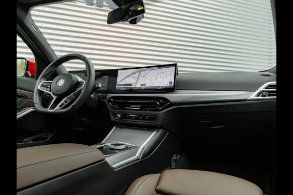 BMW 3 Serie Touring 330e M-Sport - Pano - Trekhaak - LCI 2 - ACC - Hifi BMW 3 Serie Touring 330e M-Sport - Pano - Trekhaak - LCI 2 - ACC - Hifi
