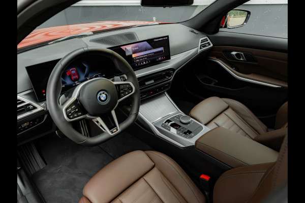 BMW 3 Serie Touring 330e M-Sport - Pano - Trekhaak - LCI 2 - ACC - Hifi BMW 3 Serie Touring 330e M-Sport - Pano - Trekhaak - LCI 2 - ACC - Hifi