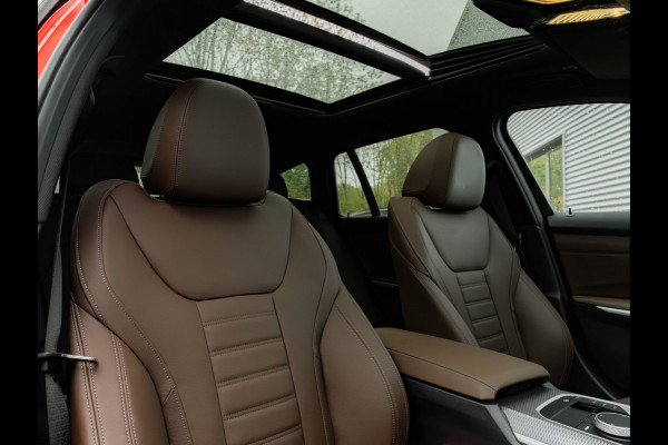 BMW 3 Serie Touring 330e M-Sport - Pano - Trekhaak - LCI 2 - ACC - Hifi BMW 3 Serie Touring 330e M-Sport - Pano - Trekhaak - LCI 2 - ACC - Hifi