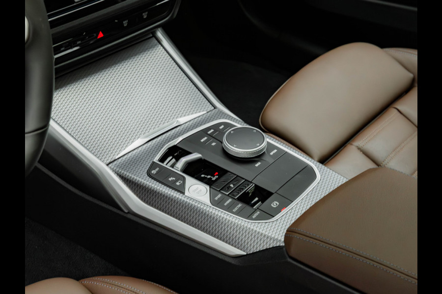 BMW 3 Serie Touring 330e M-Sport - Pano - Trekhaak - LCI 2 - ACC - Hifi BMW 3 Serie Touring 330e M-Sport - Pano - Trekhaak - LCI 2 - ACC - Hifi