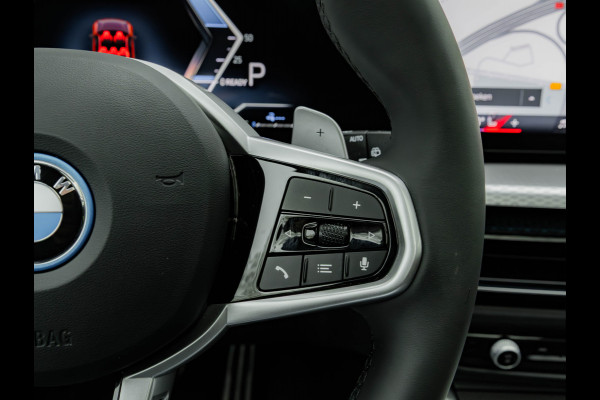 BMW 3 Serie Touring 330e M-Sport - Pano - Trekhaak - LCI 2 - ACC - Hifi BMW 3 Serie Touring 330e M-Sport - Pano - Trekhaak - LCI 2 - ACC - Hifi