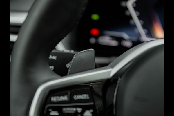 BMW 3 Serie Touring 330e M-Sport - Pano - Trekhaak - LCI 2 - ACC - Hifi BMW 3 Serie Touring 330e M-Sport - Pano - Trekhaak - LCI 2 - ACC - Hifi