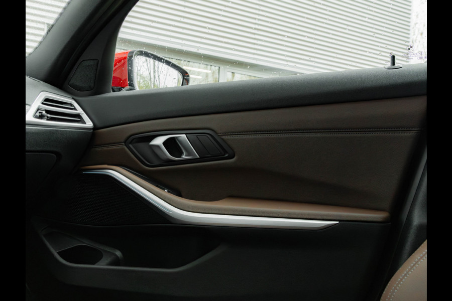 BMW 3 Serie Touring 330e M-Sport - Pano - Trekhaak - LCI 2 - ACC - Hifi BMW 3 Serie Touring 330e M-Sport - Pano - Trekhaak - LCI 2 - ACC - Hifi