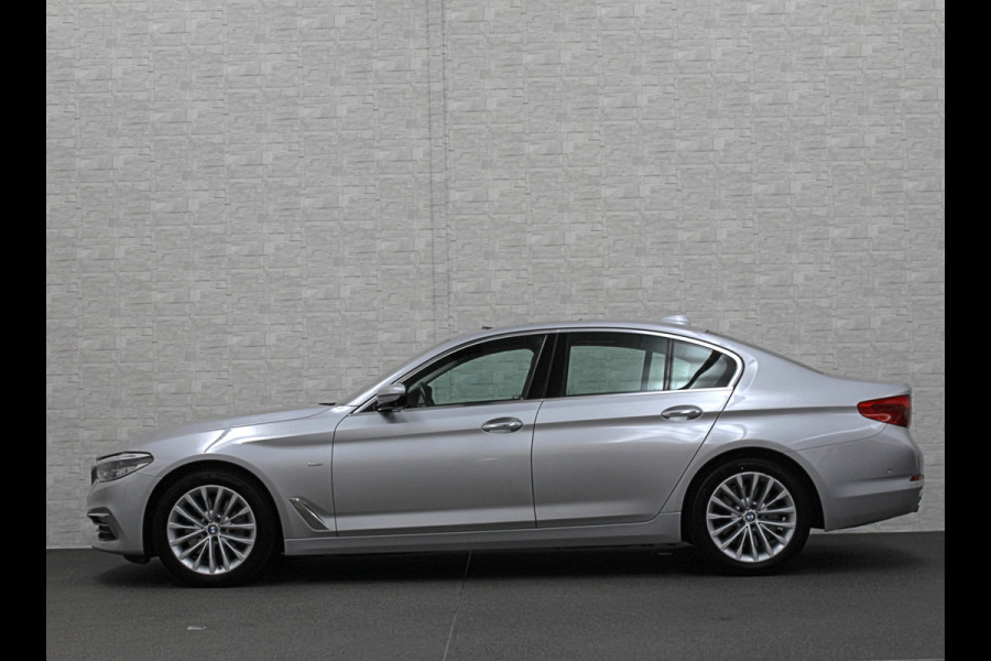 BMW 5 Serie 530d xDrive | Dealer Onderhouden | ACC | 360 Camera | Schuifdak | Comfortstoelen | Head-Up | Achterasbesturing | Leder | Keyless-Entry | Memory | Stoelverwarming V+A | LED | Stuurverwarming | Draadloos Laden | Dodehoek | BTW | BMW 5 Serie 530d xDrive | Dealer Onderhouden | ACC | 360 Camera | Schuifdak | Comfortstoelen | Head-Up | Achterasbesturing | Leder | Keyless-Entry | Memory | Stoelverwarming V+A | LED | Stuurverwarming | Draadloos Laden | Dodehoek | BTW |