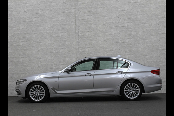 BMW 5 Serie 530d xDrive | Dealer Onderhouden | ACC | 360 Camera | Schuifdak | Comfortstoelen | Head-Up | Achterasbesturing | Leder | Keyless-Entry | Memory | Stoelverwarming V+A | LED | Stuurverwarming | Draadloos Laden | Dodehoek | BTW | BMW 5 Serie 530d xDrive | Dealer Onderhouden | ACC | 360 Camera | Schuifdak | Comfortstoelen | Head-Up | Achterasbesturing | Leder | Keyless-Entry | Memory | Stoelverwarming V+A | LED | Stuurverwarming | Draadloos Laden | Dodehoek | BTW |