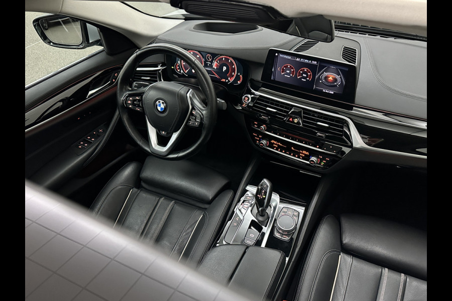 BMW 5 Serie 530d xDrive | Dealer Onderhouden | ACC | 360 Camera | Schuifdak | Comfortstoelen | Head-Up | Achterasbesturing | Leder | Keyless-Entry | Memory | Stoelverwarming V+A | LED | Stuurverwarming | Draadloos Laden | Dodehoek | BTW | BMW 5 Serie 530d xDrive | Dealer Onderhouden | ACC | 360 Camera | Schuifdak | Comfortstoelen | Head-Up | Achterasbesturing | Leder | Keyless-Entry | Memory | Stoelverwarming V+A | LED | Stuurverwarming | Draadloos Laden | Dodehoek | BTW |