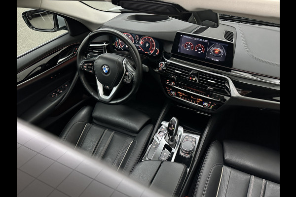 BMW 5 Serie 530d xDrive | Dealer Onderhouden | ACC | 360 Camera | Schuifdak | Comfortstoelen | Head-Up | Achterasbesturing | Leder | Keyless-Entry | Memory | Stoelverwarming V+A | LED | Stuurverwarming | Draadloos Laden | Dodehoek | BTW | BMW 5 Serie 530d xDrive | Dealer Onderhouden | ACC | 360 Camera | Schuifdak | Comfortstoelen | Head-Up | Achterasbesturing | Leder | Keyless-Entry | Memory | Stoelverwarming V+A | LED | Stuurverwarming | Draadloos Laden | Dodehoek | BTW |
