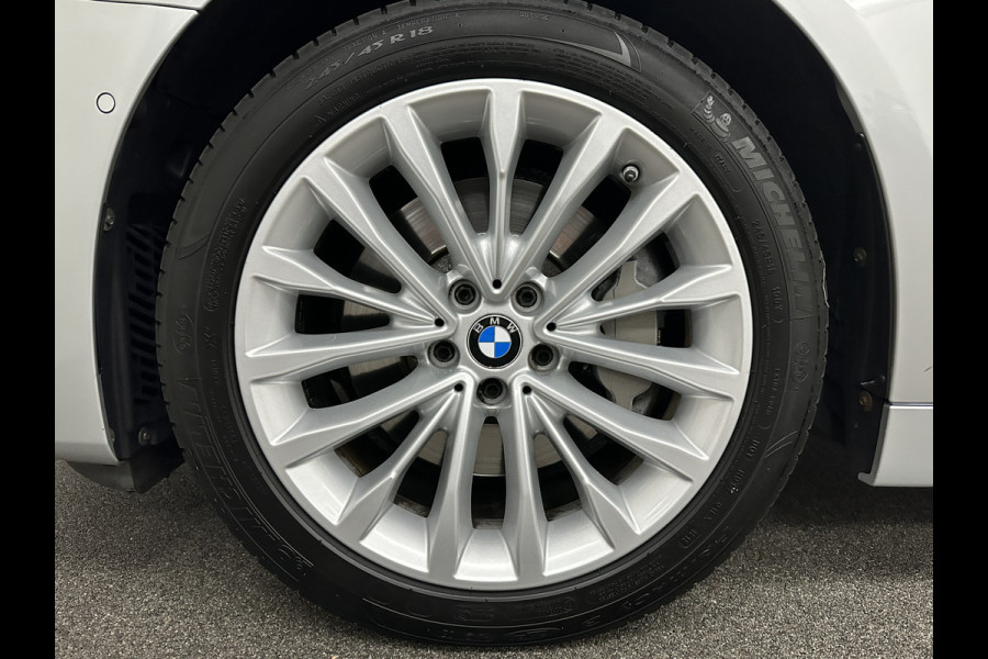 BMW 5 Serie 530d xDrive | Dealer Onderhouden | ACC | 360 Camera | Schuifdak | Comfortstoelen | Head-Up | Achterasbesturing | Leder | Keyless-Entry | Memory | Stoelverwarming V+A | LED | Stuurverwarming | Draadloos Laden | Dodehoek | BTW | BMW 5 Serie 530d xDrive | Dealer Onderhouden | ACC | 360 Camera | Schuifdak | Comfortstoelen | Head-Up | Achterasbesturing | Leder | Keyless-Entry | Memory | Stoelverwarming V+A | LED | Stuurverwarming | Draadloos Laden | Dodehoek | BTW |