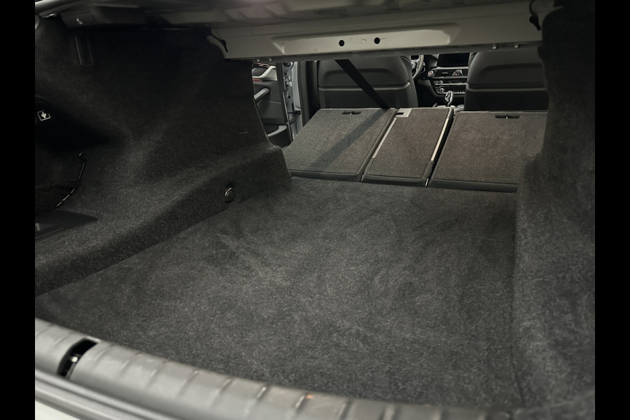BMW 5 Serie 530d xDrive | Dealer Onderhouden | ACC | 360 Camera | Schuifdak | Comfortstoelen | Head-Up | Achterasbesturing | Leder | Keyless-Entry | Memory | Stoelverwarming V+A | LED | Stuurverwarming | Draadloos Laden | Dodehoek | BTW | BMW 5 Serie 530d xDrive | Dealer Onderhouden | ACC | 360 Camera | Schuifdak | Comfortstoelen | Head-Up | Achterasbesturing | Leder | Keyless-Entry | Memory | Stoelverwarming V+A | LED | Stuurverwarming | Draadloos Laden | Dodehoek | BTW |