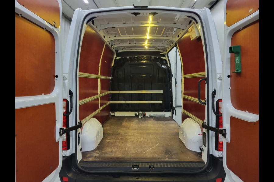 Renault Master 2.3dCi 136pk L2/H2 Trekhaak Euro 6!