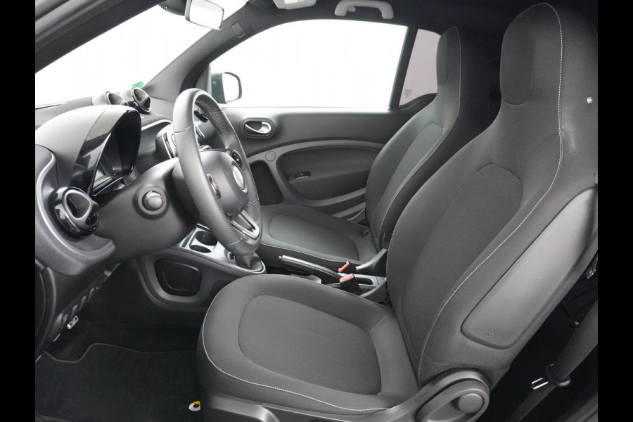Smart Fortwo 1.0I 71PK Passion Ecc Cruise Control Bluetooth Lmv Mistlampen Regen-Lichtsensor Led  Cool & Audio pakket Pakket sport Euro 6 Origineel Nederlandse Auto Smart Fortwo 1.0I 71PK Passion Ecc Cruise Control Bluetooth Lmv Mistlampen Regen-Lichtsensor Led  Cool & Audio pakket Pakket sport Euro 6 Origineel Nederlandse Auto