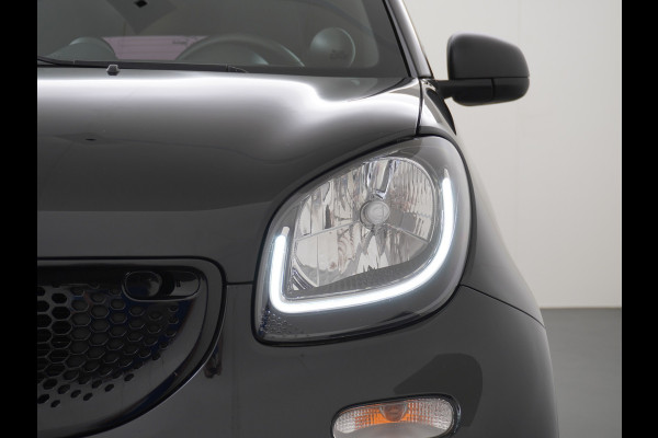 Smart Fortwo 1.0I 71PK Passion Ecc Cruise Control Bluetooth Lmv Mistlampen Regen-Lichtsensor Led  Cool & Audio pakket Pakket sport Euro 6 Origineel Nederlandse Auto Smart Fortwo 1.0I 71PK Passion Ecc Cruise Control Bluetooth Lmv Mistlampen Regen-Lichtsensor Led  Cool & Audio pakket Pakket sport Euro 6 Origineel Nederlandse Auto