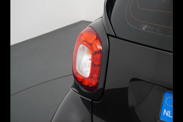 Smart Fortwo 1.0I 71PK Passion Ecc Cruise Control Bluetooth Lmv Mistlampen Regen-Lichtsensor Led  Cool & Audio pakket Pakket sport Euro 6 Origineel Nederlandse Auto Smart Fortwo 1.0I 71PK Passion Ecc Cruise Control Bluetooth Lmv Mistlampen Regen-Lichtsensor Led  Cool & Audio pakket Pakket sport Euro 6 Origineel Nederlandse Auto