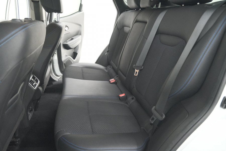 Renault Kadjar TCe 140 EDC Limited | Camera | Dodehoekdetectie | Apple Carplay | Stoelverwarming