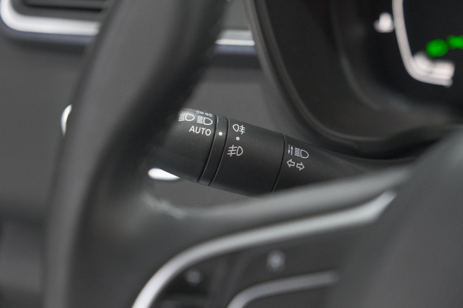 Renault Kadjar TCe 140 EDC Limited | Camera | Dodehoekdetectie | Apple Carplay | Stoelverwarming