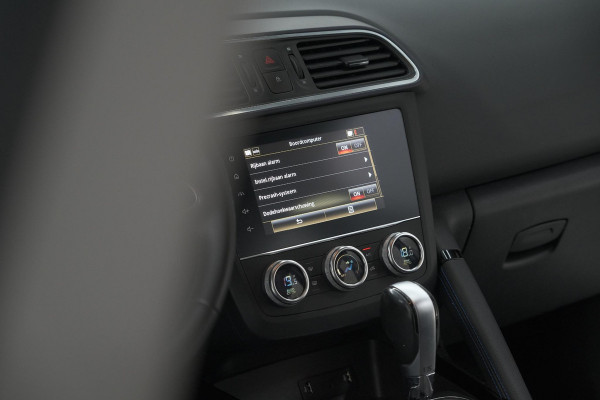 Renault Kadjar TCe 140 EDC Limited | Camera | Dodehoekdetectie | Apple Carplay | Stoelverwarming