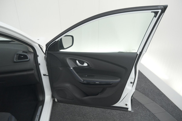 Renault Kadjar TCe 140 EDC Limited | Camera | Dodehoekdetectie | Apple Carplay | Stoelverwarming