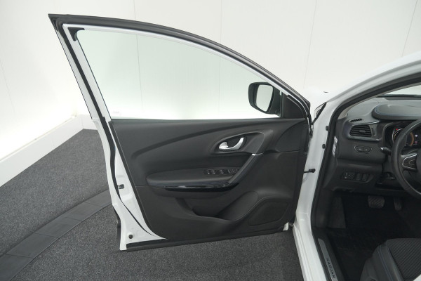 Renault Kadjar TCe 140 EDC Limited | Camera | Dodehoekdetectie | Apple Carplay | Stoelverwarming