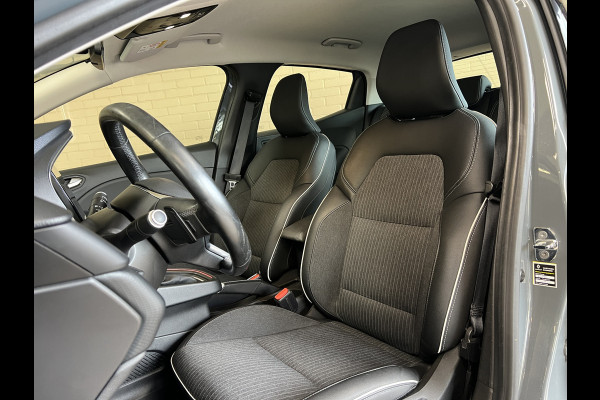 Renault Clio 1.3 TCe 130pk Intens | Groot Navi | 360 Camera | Stoel verwarming | 17 inch | Keurig nette Clio 5 automaat met 130pk! Renault Clio 1.3 TCe 130pk Intens | Groot Navi | 360 Camera | Stoel verwarming | 17 inch | Keurig nette Clio 5 automaat met 130pk!