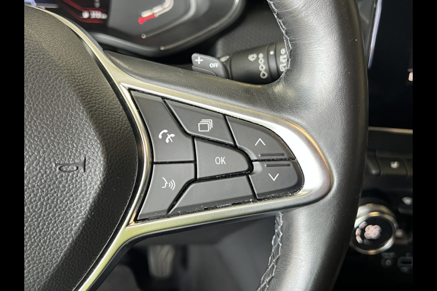 Renault Clio 1.3 TCe 130pk Intens | Groot Navi | 360 Camera | Stoel verwarming | 17 inch | Keurig nette Clio 5 automaat met 130pk! Renault Clio 1.3 TCe 130pk Intens | Groot Navi | 360 Camera | Stoel verwarming | 17 inch | Keurig nette Clio 5 automaat met 130pk!