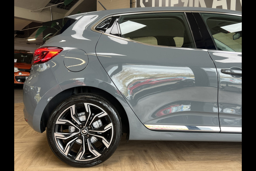 Renault Clio 1.3 TCe 130pk Intens | Groot Navi | 360 Camera | Stoel verwarming | 17 inch | Keurig nette Clio 5 automaat met 130pk! Renault Clio 1.3 TCe 130pk Intens | Groot Navi | 360 Camera | Stoel verwarming | 17 inch | Keurig nette Clio 5 automaat met 130pk!