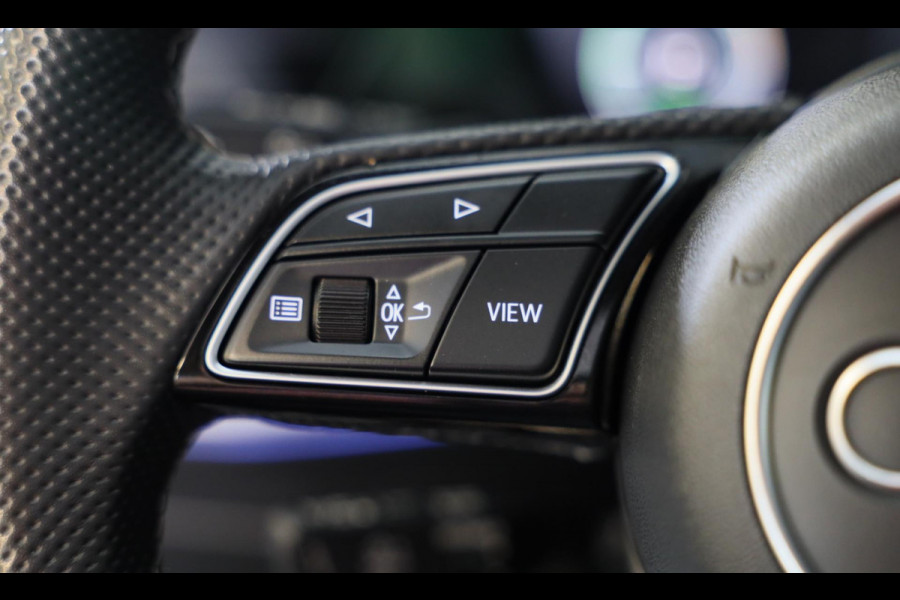 Audi A3 Sportback 45 TFSI e RS3 Look / 245 PK / RS Zetels / B & O / Leder / Lane Assist / Open Pano / Matrix / Virtual Cockpit