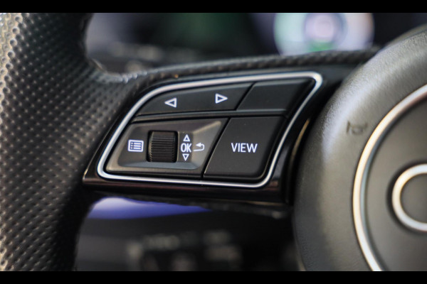Audi A3 Sportback 45 TFSI e RS3 Look / 245 PK / RS Zetels / B & O / Leder / Lane Assist / Open Pano / Matrix / Virtual Cockpit