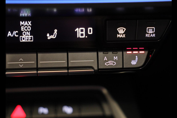 Audi A3 Sportback 45 TFSI e RS3 Look / 245 PK / RS Zetels / B & O / Leder / Lane Assist / Open Pano / Matrix / Virtual Cockpit