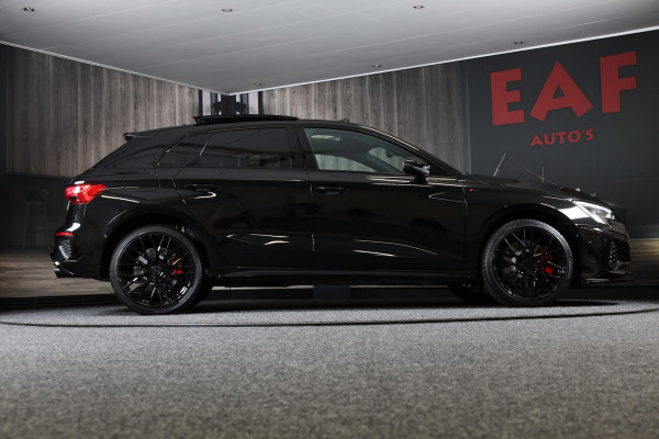 Audi A3 Sportback 45 TFSI e RS3 Look / 245 PK / RS Zetels / B & O / Leder / Lane Assist / Open Pano / Matrix / Virtual Cockpit