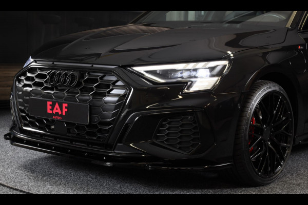 Audi A3 Sportback 45 TFSI e RS3 Look / 245 PK / RS Zetels / B & O / Leder / Lane Assist / Open Pano / Matrix / Virtual Cockpit