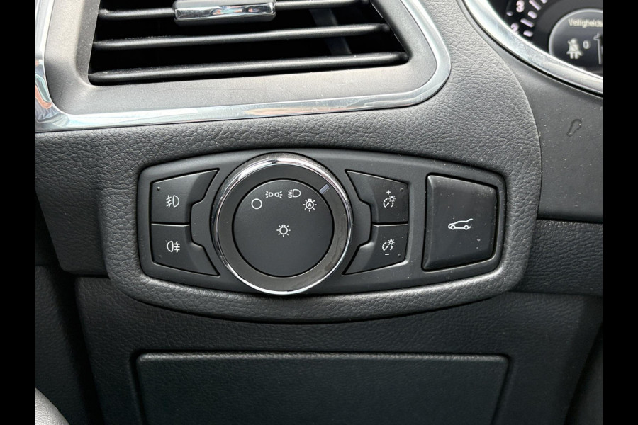 Ford S-Max 2.5 FHEV St-Line 7p 190pk | Panoramadak | Adaptieve Cruise | Full LED | 7 persoons | Sync 3 Navigatie | Stoelverwarming Ford S-Max 2.5 FHEV St-Line 7p 190pk | Panoramadak | Adaptieve Cruise | Full LED | 7 persoons | Sync 3 Navigatie | Stoelverwarming