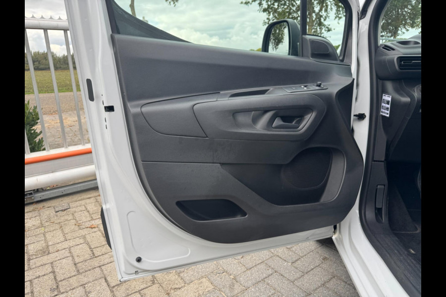 Opel Combo 1.2 PureTech 110 S&S L2 TREKHAAK / BLUETOOTH / LAADVLOER / LAT-OM-LAT / WEINIG KM'S / NL AUTO