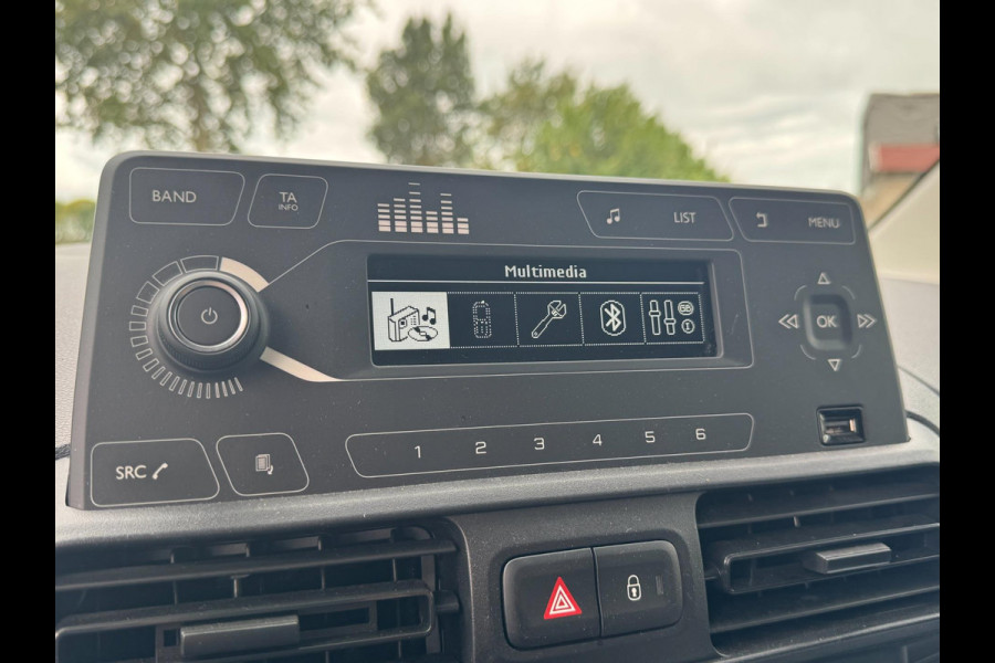 Opel Combo 1.2 PureTech 110 S&S L2 TREKHAAK / BLUETOOTH / LAADVLOER / LAT-OM-LAT / WEINIG KM'S / NL AUTO