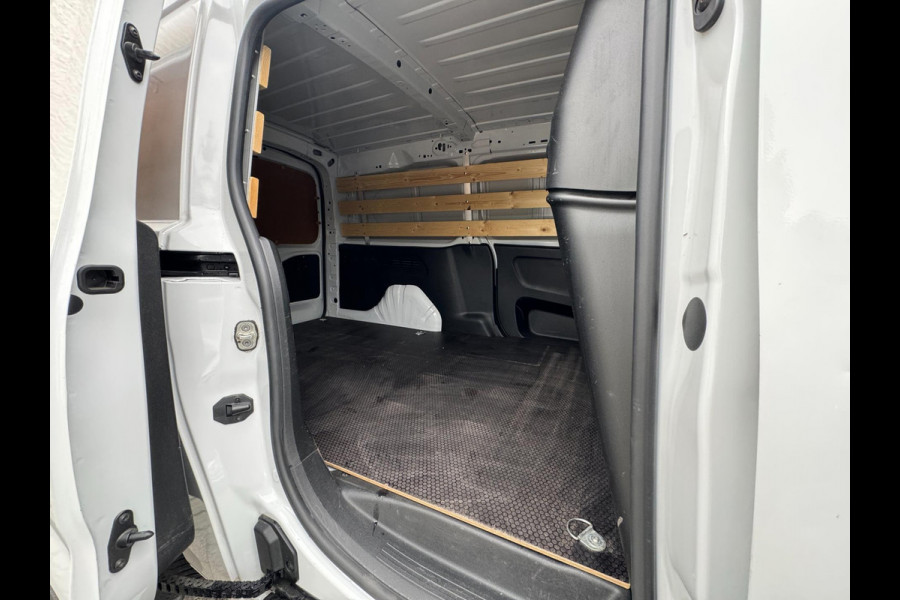 Opel Combo 1.2 PureTech 110 S&S L2 TREKHAAK / BLUETOOTH / LAADVLOER / LAT-OM-LAT / WEINIG KM'S / NL AUTO