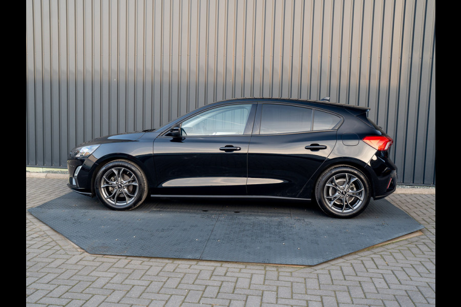 Ford Focus 1.0 EcoBoost Hybrid Trend Edition Business | 17'' | Camera | Navi | Prijs Rijklaar!! Ford Focus 1.0 EcoBoost Hybrid Trend Edition Business | 17'' | Camera | Navi | Prijs Rijklaar!!