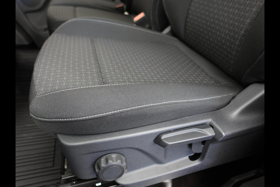 Ford Transit Custom 300 2.0 TDCI L2H1 Trend Nieuw Model! | Navigatie | Camera | Trekhaak | Parkeer sensoren | Cruise Control |