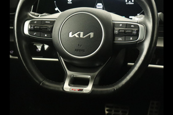 Kia Sportage 1.6 T-GDi Plug-in Hybrid AWD GT-PlusLine | Panoramadak | Stoelventilatie | 360 Camera | Adaptive cruise | Achterbankverwarming | Leder/Alcantara | Carplay | Keyless | Memory | PHEV Kia Sportage 1.6 T-GDi Plug-in Hybrid AWD GT-PlusLine | Panoramadak | Stoelventilatie | 360 Camera | Adaptive cruise | Achterbankverwarming | Leder/Alcantara | Carplay | Keyless | Memory | PHEV