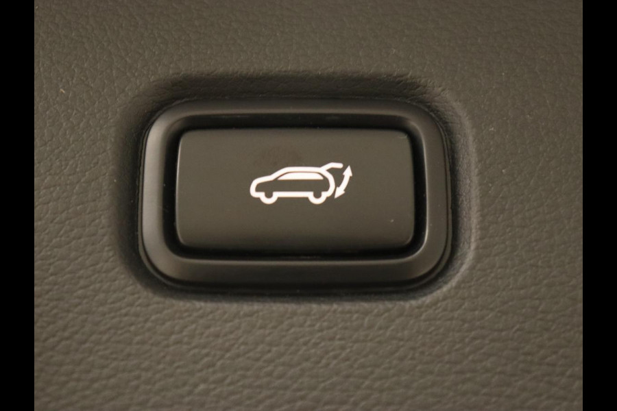 Kia Sportage 1.6 T-GDi Plug-in Hybrid AWD GT-PlusLine | Panoramadak | Stoelventilatie | 360 Camera | Adaptive cruise | Achterbankverwarming | Leder/Alcantara | Carplay | Keyless | Memory | PHEV Kia Sportage 1.6 T-GDi Plug-in Hybrid AWD GT-PlusLine | Panoramadak | Stoelventilatie | 360 Camera | Adaptive cruise | Achterbankverwarming | Leder/Alcantara | Carplay | Keyless | Memory | PHEV