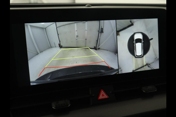Kia Sportage 1.6 T-GDi Plug-in Hybrid AWD GT-PlusLine | Panoramadak | Stoelventilatie | 360 Camera | Adaptive cruise | Achterbankverwarming | Leder/Alcantara | Carplay | Keyless | Memory | PHEV Kia Sportage 1.6 T-GDi Plug-in Hybrid AWD GT-PlusLine | Panoramadak | Stoelventilatie | 360 Camera | Adaptive cruise | Achterbankverwarming | Leder/Alcantara | Carplay | Keyless | Memory | PHEV