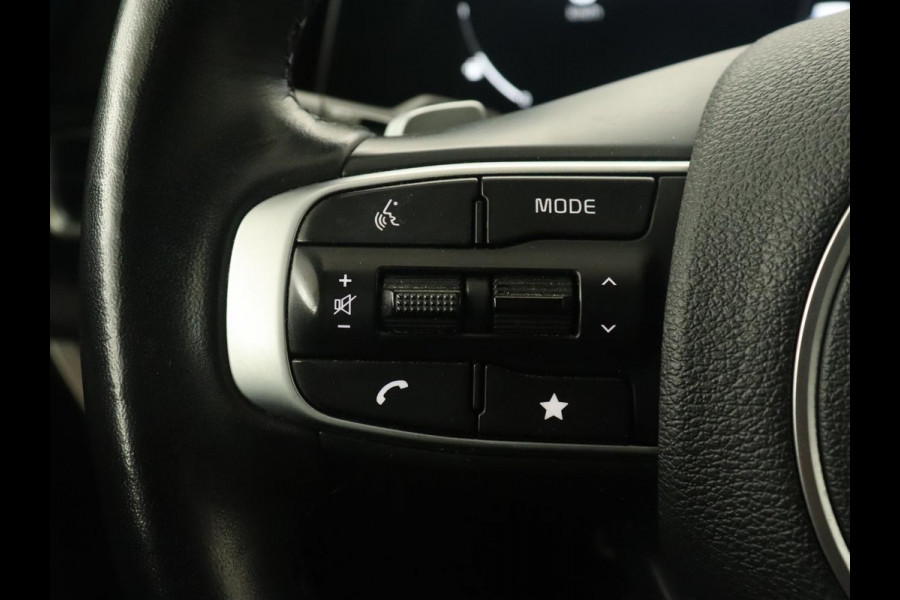 Kia Sportage 1.6 T-GDi Plug-in Hybrid AWD GT-PlusLine | Panoramadak | Stoelventilatie | 360 Camera | Adaptive cruise | Achterbankverwarming | Leder/Alcantara | Carplay | Keyless | Memory | PHEV Kia Sportage 1.6 T-GDi Plug-in Hybrid AWD GT-PlusLine | Panoramadak | Stoelventilatie | 360 Camera | Adaptive cruise | Achterbankverwarming | Leder/Alcantara | Carplay | Keyless | Memory | PHEV