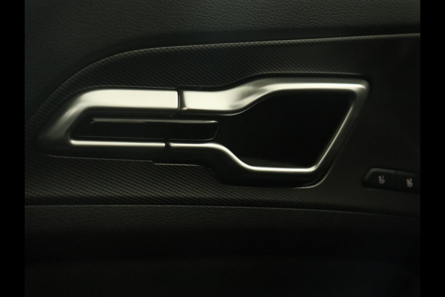 Kia Sportage 1.6 T-GDi Plug-in Hybrid AWD GT-PlusLine | Panoramadak | Stoelventilatie | 360 Camera | Adaptive cruise | Achterbankverwarming | Leder/Alcantara | Carplay | Keyless | Memory | PHEV Kia Sportage 1.6 T-GDi Plug-in Hybrid AWD GT-PlusLine | Panoramadak | Stoelventilatie | 360 Camera | Adaptive cruise | Achterbankverwarming | Leder/Alcantara | Carplay | Keyless | Memory | PHEV