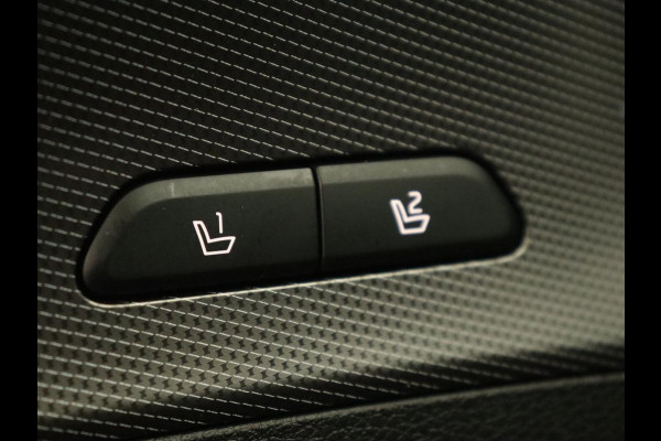 Kia Sportage 1.6 T-GDi Plug-in Hybrid AWD GT-PlusLine | Panoramadak | Stoelventilatie | 360 Camera | Adaptive cruise | Achterbankverwarming | Leder/Alcantara | Carplay | Keyless | Memory | PHEV Kia Sportage 1.6 T-GDi Plug-in Hybrid AWD GT-PlusLine | Panoramadak | Stoelventilatie | 360 Camera | Adaptive cruise | Achterbankverwarming | Leder/Alcantara | Carplay | Keyless | Memory | PHEV