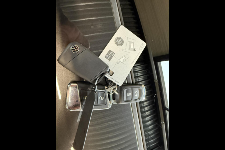 Volkswagen Arteon Shooting Brake 1.4 TSI eHybrid R-Line PANO , HEADUP, LEDER