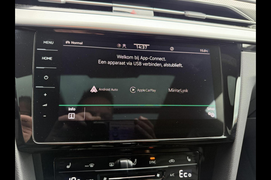 Volkswagen Arteon Shooting Brake 1.4 TSI eHybrid R-Line PANO , HEADUP, LEDER