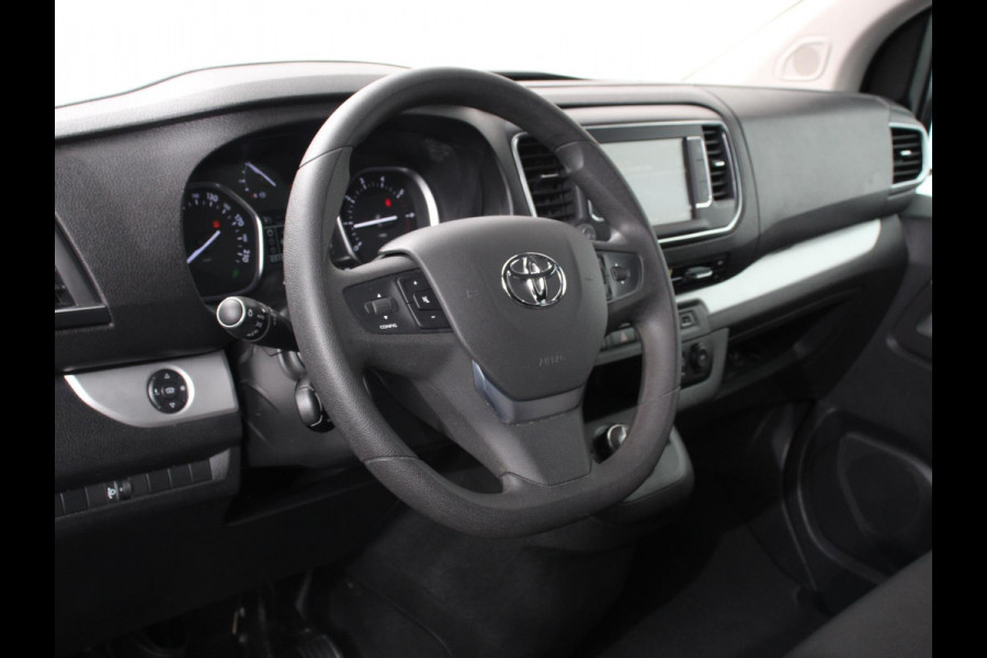 Toyota PROACE Electric Shuttle Long Extra Range Cool 75 kWh Prijs incl. btw/bpm | Navigatie | Apple Carplay/Android Auto | Parkeersensoren | Cruise Control | Lichtmetalen velgen | Getinte ramen | Airco Toyota PROACE Electric Shuttle Long Extra Range Cool 75 kWh Prijs incl. btw/bpm | Navigatie | Apple Carplay/Android Auto | Parkeersensoren | Cruise Control | Lichtmetalen velgen | Getinte ramen | Airco