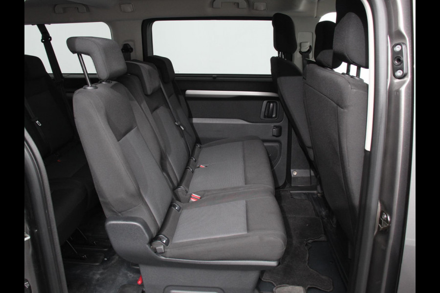 Toyota PROACE Electric Shuttle Long Extra Range Cool 75 kWh Prijs incl. btw/bpm | Navigatie | Apple Carplay/Android Auto | Parkeersensoren | Cruise Control | Lichtmetalen velgen | Getinte ramen | Airco Toyota PROACE Electric Shuttle Long Extra Range Cool 75 kWh Prijs incl. btw/bpm | Navigatie | Apple Carplay/Android Auto | Parkeersensoren | Cruise Control | Lichtmetalen velgen | Getinte ramen | Airco