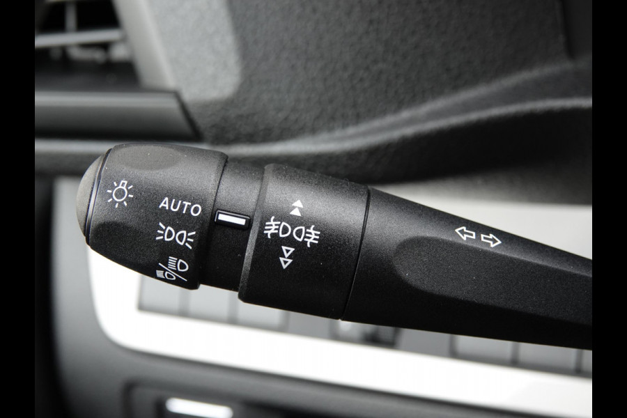 Opel Vivaro Electric L3 75 kWh | 2x schuifdeur | tot 8 jaar garantie | Dynamic NAV pakket | Apple Carplay | rondom zicht camera's | dodehoek detectie | parkeersensoren voor & achter | Comfort scheidingswand | rijklaarprijs