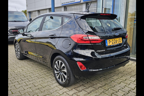 Ford Fiesta 1.0 EcoBoost Hybrid Titanium Navigatie | Camera | Cruise control | Lane assist | Climate control | Led verlichting | PDC achter etc. Ford Fiesta 1.0 EcoBoost Hybrid Titanium Navigatie | Camera | Cruise control | Lane assist | Climate control | Led verlichting | PDC achter etc.